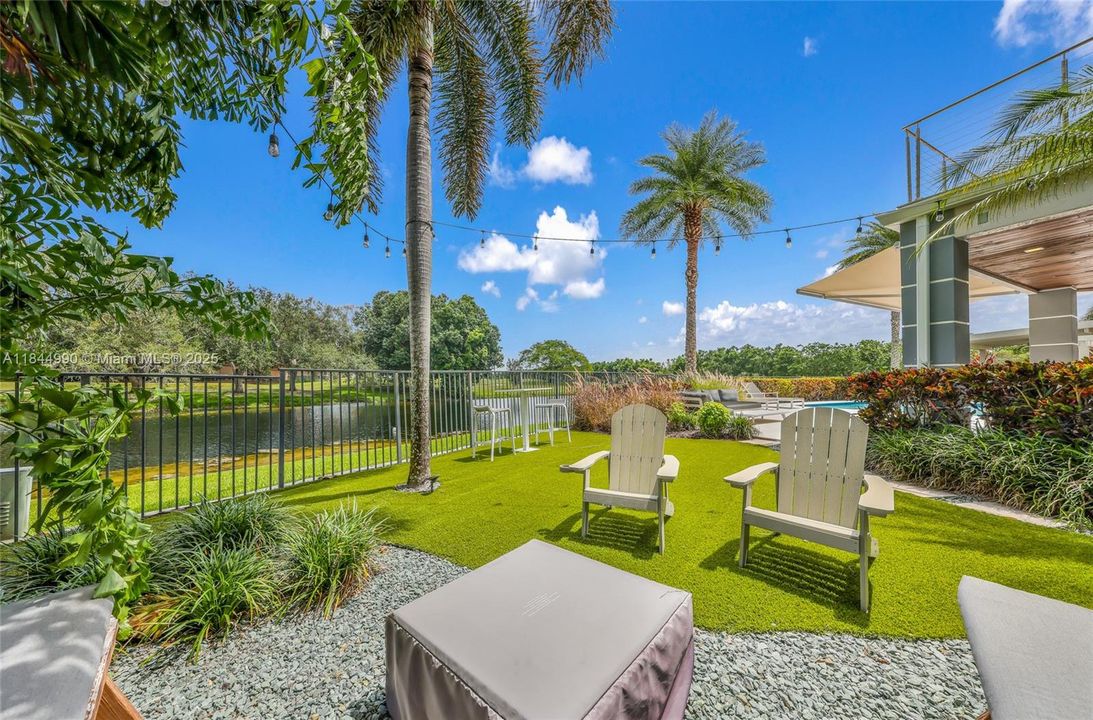 Active With Contract: $2,290,000 (5 beds, 3 baths, 3812 Square Feet)