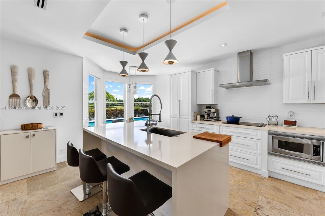 Active With Contract: $2,290,000 (5 beds, 3 baths, 3812 Square Feet)