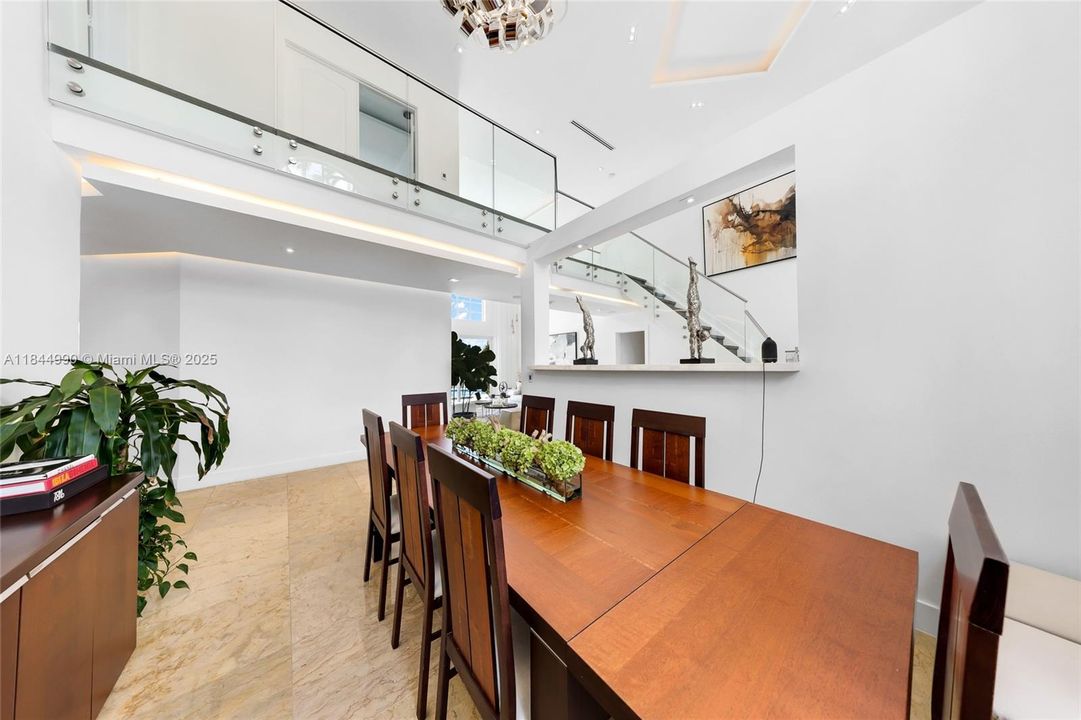 Active With Contract: $2,290,000 (5 beds, 3 baths, 3812 Square Feet)