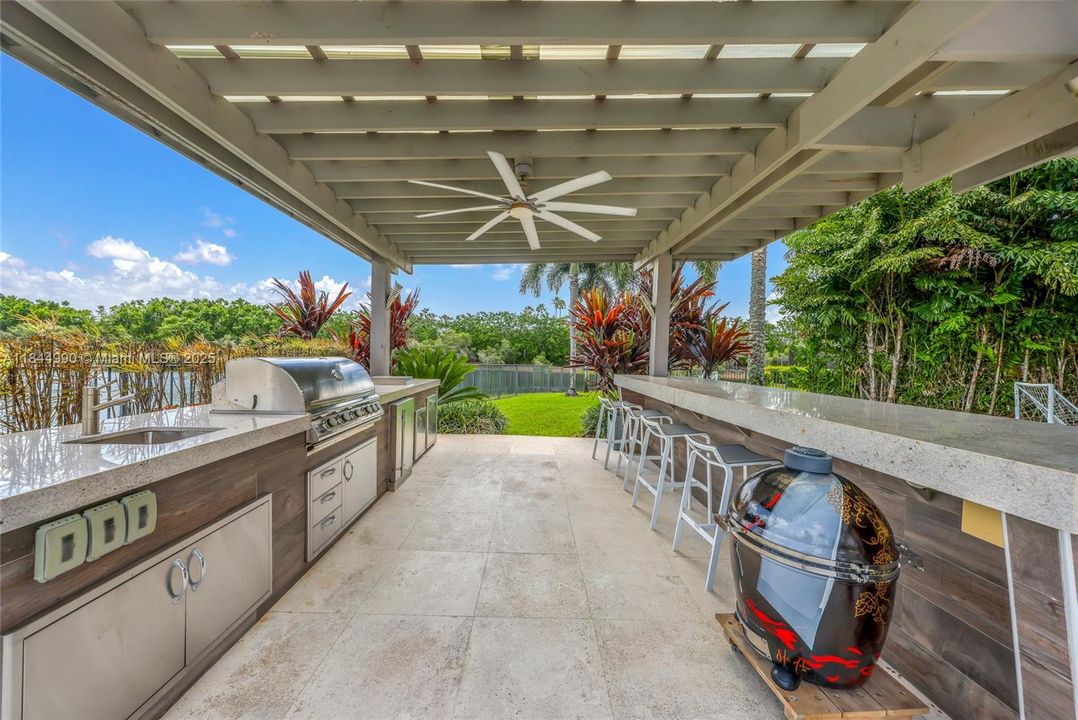 Active With Contract: $2,290,000 (5 beds, 3 baths, 3812 Square Feet)