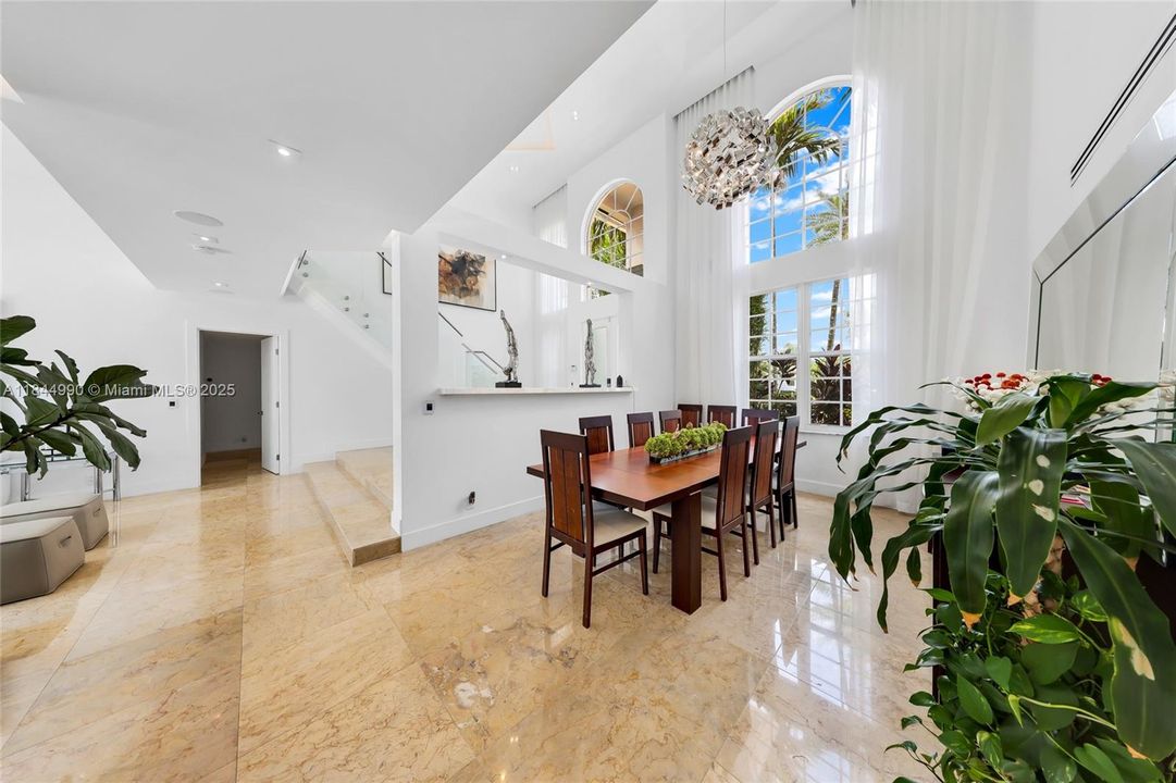 Active With Contract: $2,290,000 (5 beds, 3 baths, 3812 Square Feet)