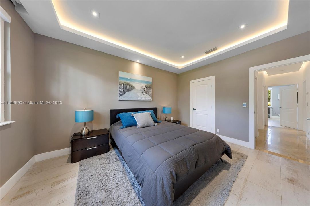 Active With Contract: $2,290,000 (5 beds, 3 baths, 3812 Square Feet)