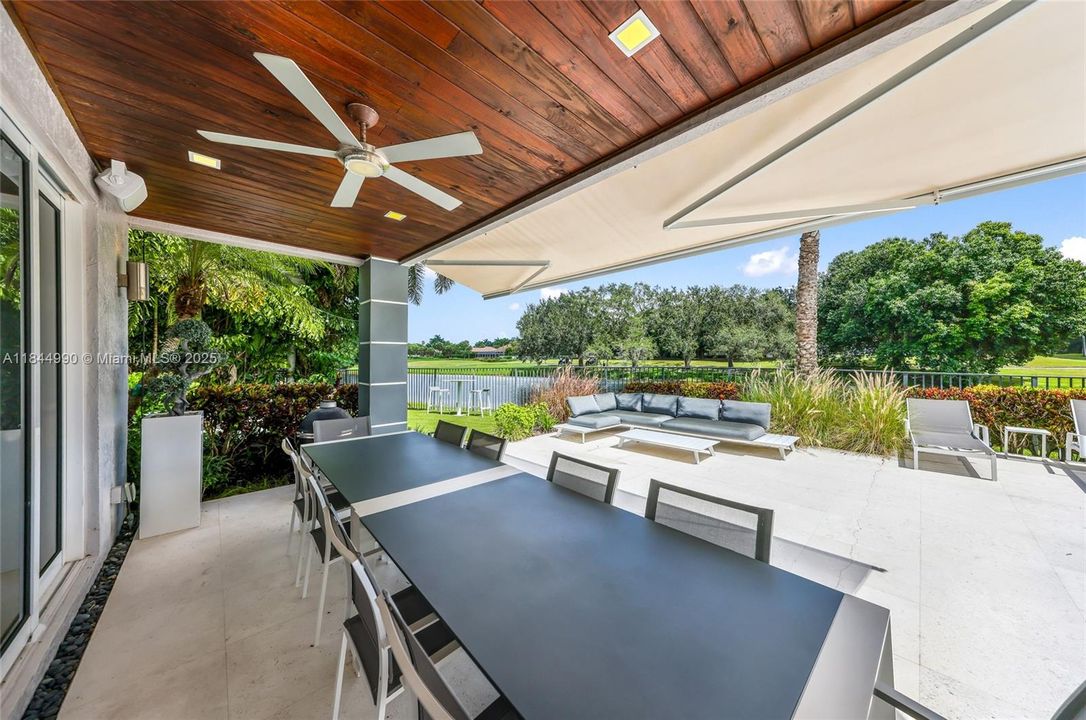 Active With Contract: $2,290,000 (5 beds, 3 baths, 3812 Square Feet)