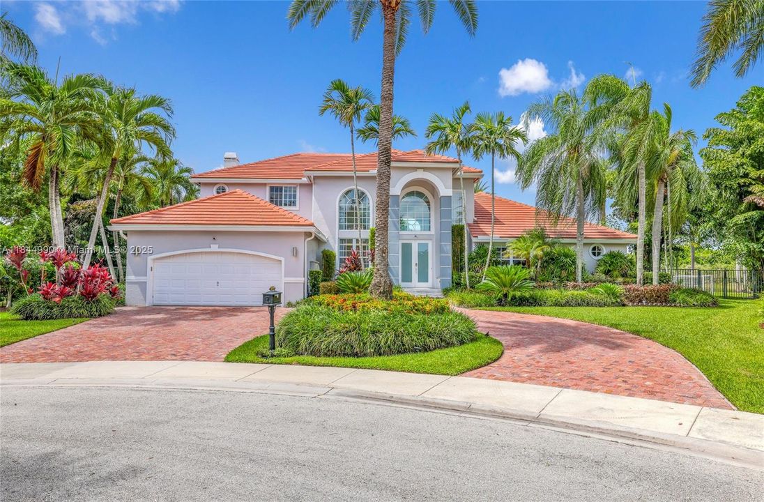 Active With Contract: $2,290,000 (5 beds, 3 baths, 3812 Square Feet)