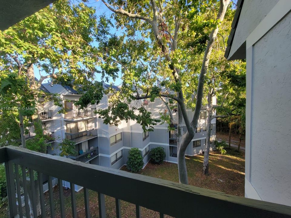 Vendido Recientemente: $135,000 (1 camas, 1 baños, 775 Pies cuadrados)