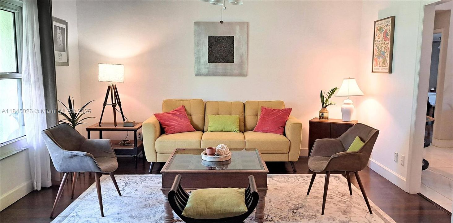 Recently Rented: $4,000 (3 beds, 2 baths, 2112 Square Feet)