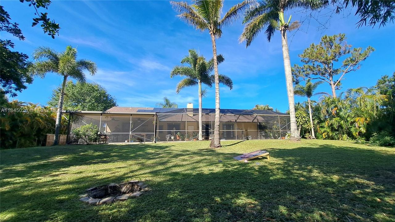 Recently Rented: $4,000 (3 beds, 2 baths, 2112 Square Feet)