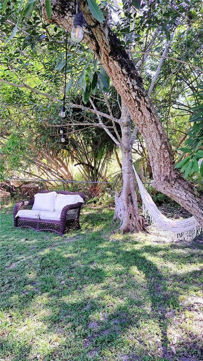 Recently Rented: $4,000 (3 beds, 2 baths, 2112 Square Feet)