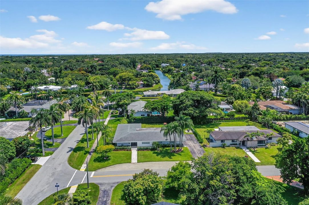 Recently Sold: $1,695,000 (4 beds, 4 baths, 3332 Square Feet)