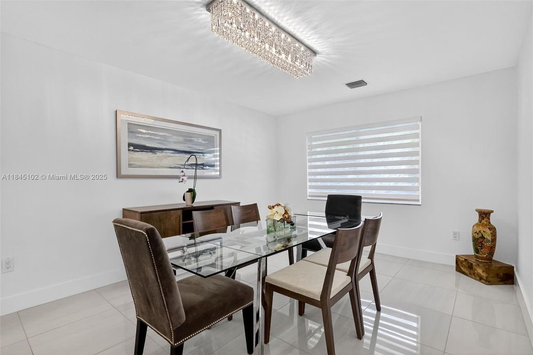 Recently Sold: $1,695,000 (4 beds, 4 baths, 3332 Square Feet)