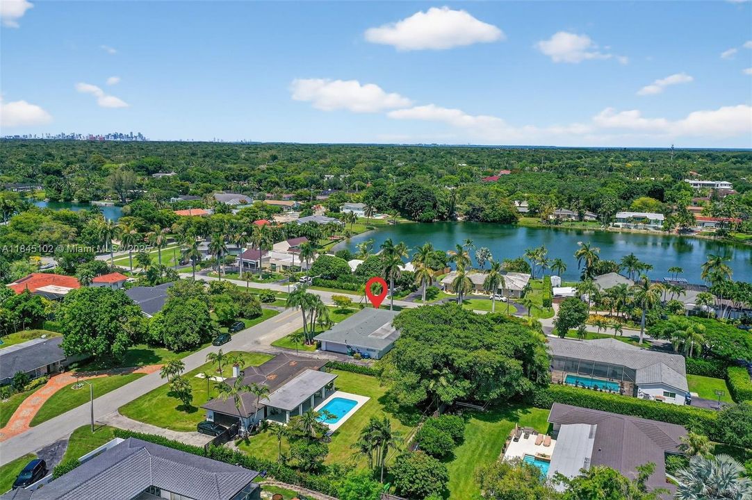 Recently Sold: $1,695,000 (4 beds, 4 baths, 3332 Square Feet)