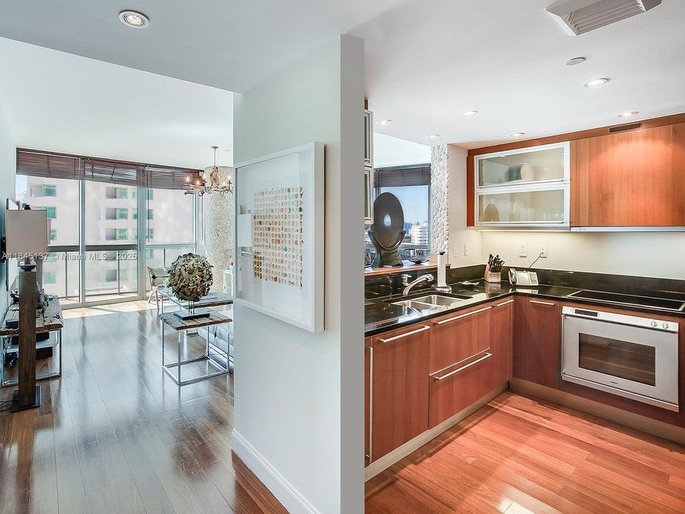 待售: $3,675,000 (2 贝兹, 2 浴室, 1316 平方英尺)