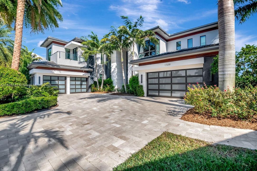 Recently Rented: $50,000 (6 beds, 6 baths, 8083 Square Feet)