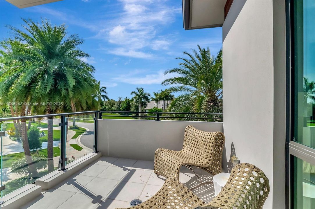 Recently Rented: $50,000 (6 beds, 6 baths, 8083 Square Feet)