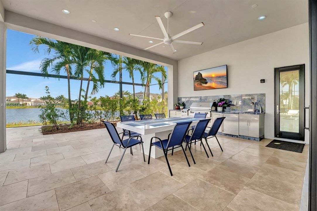 Recently Rented: $50,000 (6 beds, 6 baths, 8083 Square Feet)