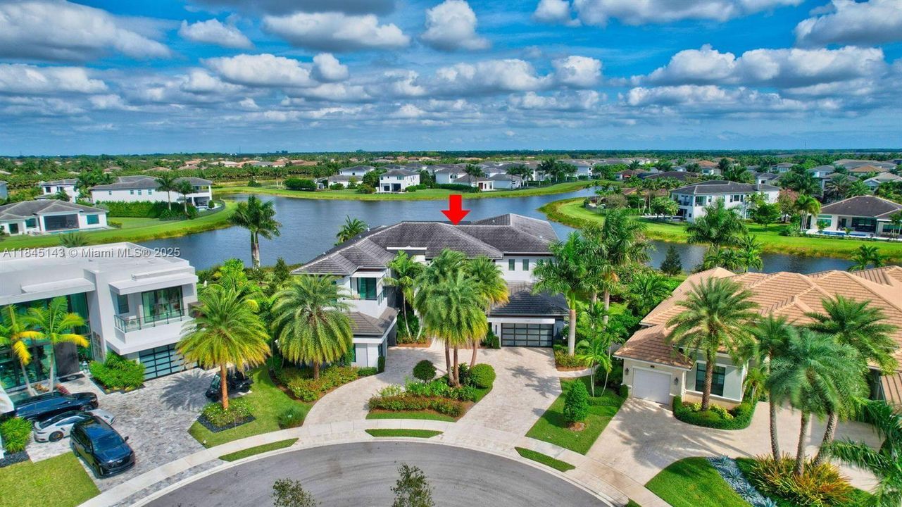Recently Rented: $50,000 (6 beds, 6 baths, 8083 Square Feet)