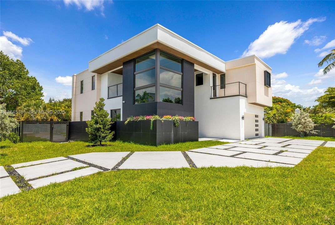 待售: $2,849,000 (5 贝兹, 4 浴室, 3184 平方英尺)