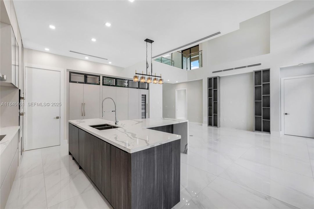 待售: $2,849,000 (5 贝兹, 4 浴室, 3184 平方英尺)