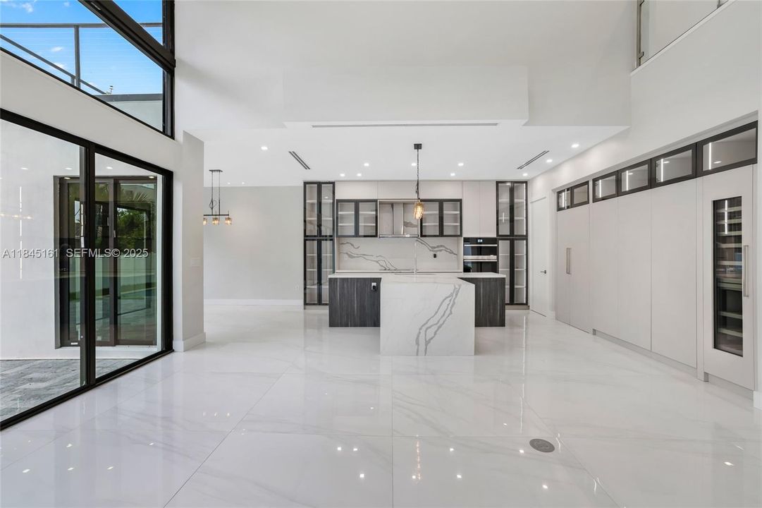 待售: $2,849,000 (5 贝兹, 4 浴室, 3184 平方英尺)