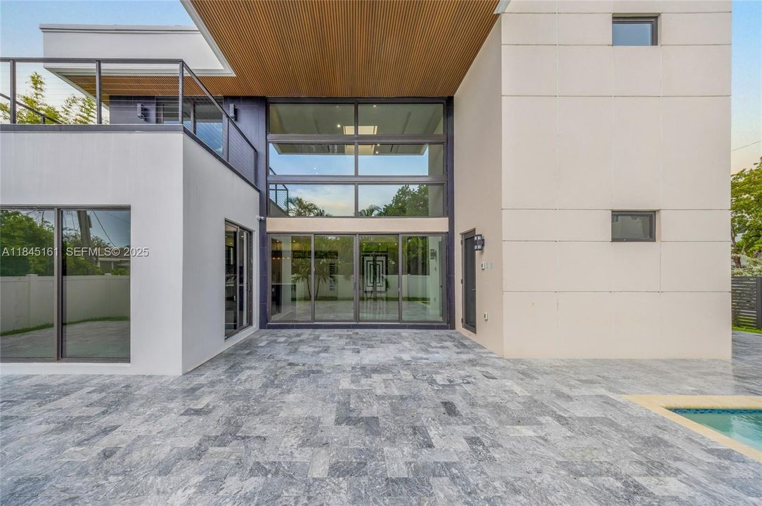 待售: $2,849,000 (5 贝兹, 4 浴室, 3184 平方英尺)