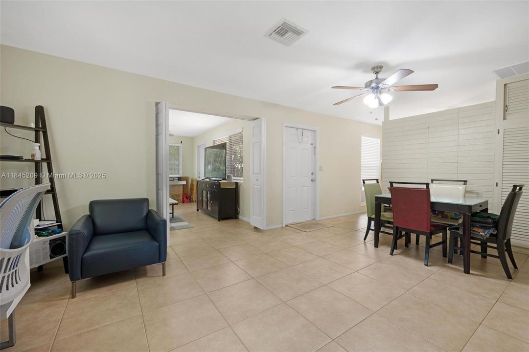 For Sale: $725,000 (0 beds, 0 baths, 1828 Square Feet)