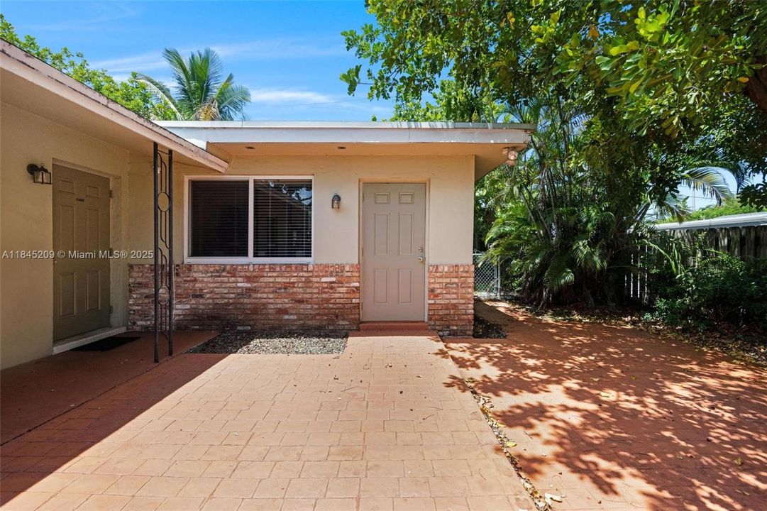 For Sale: $725,000 (0 beds, 0 baths, 1828 Square Feet)