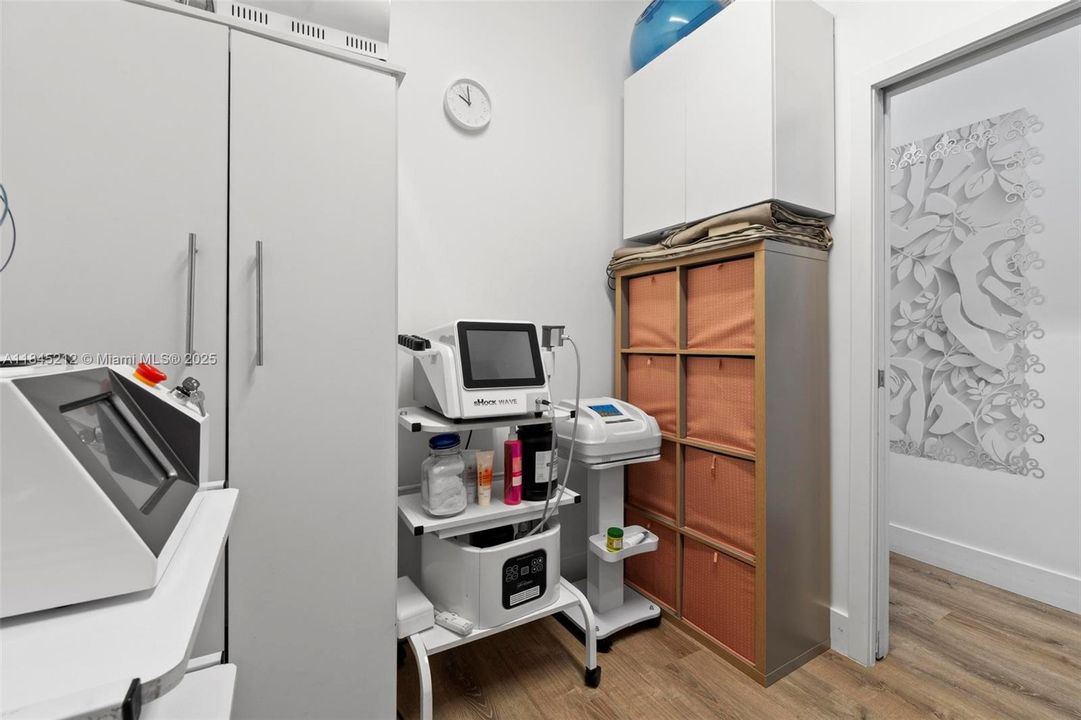 待售: $175,000 (0 贝兹, 0 浴室, 0 平方英尺)