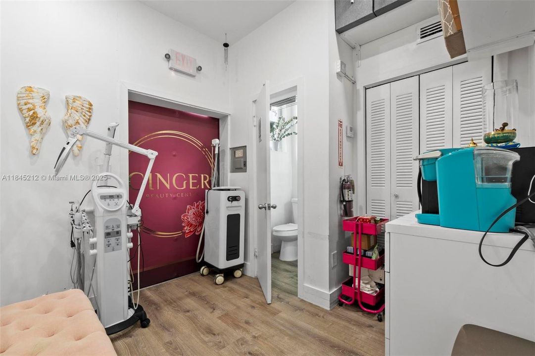 待售: $175,000 (0 贝兹, 0 浴室, 0 平方英尺)