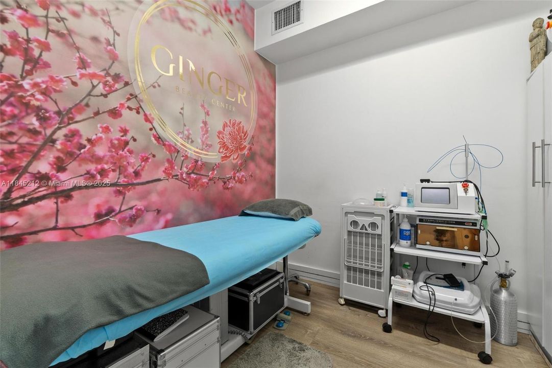 待售: $175,000 (0 贝兹, 0 浴室, 0 平方英尺)