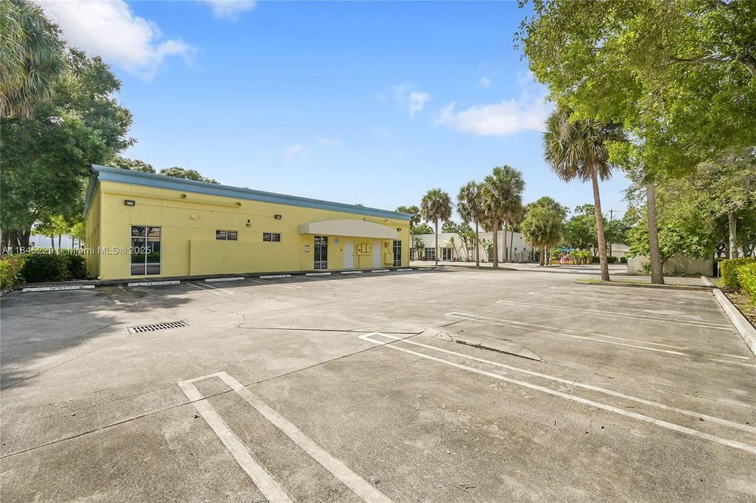 For Sale: $4,100,000 (0 beds, 0 baths, 0 Square Feet)