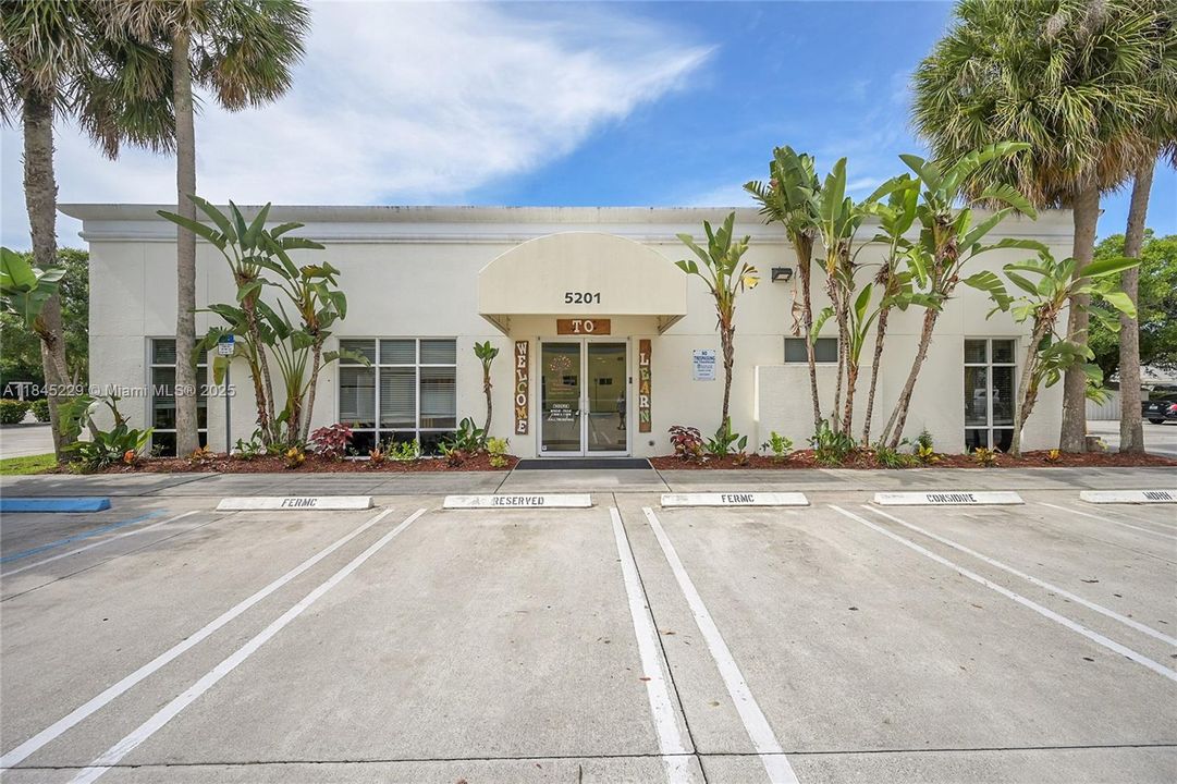 For Sale: $4,100,000 (0 beds, 0 baths, 0 Square Feet)