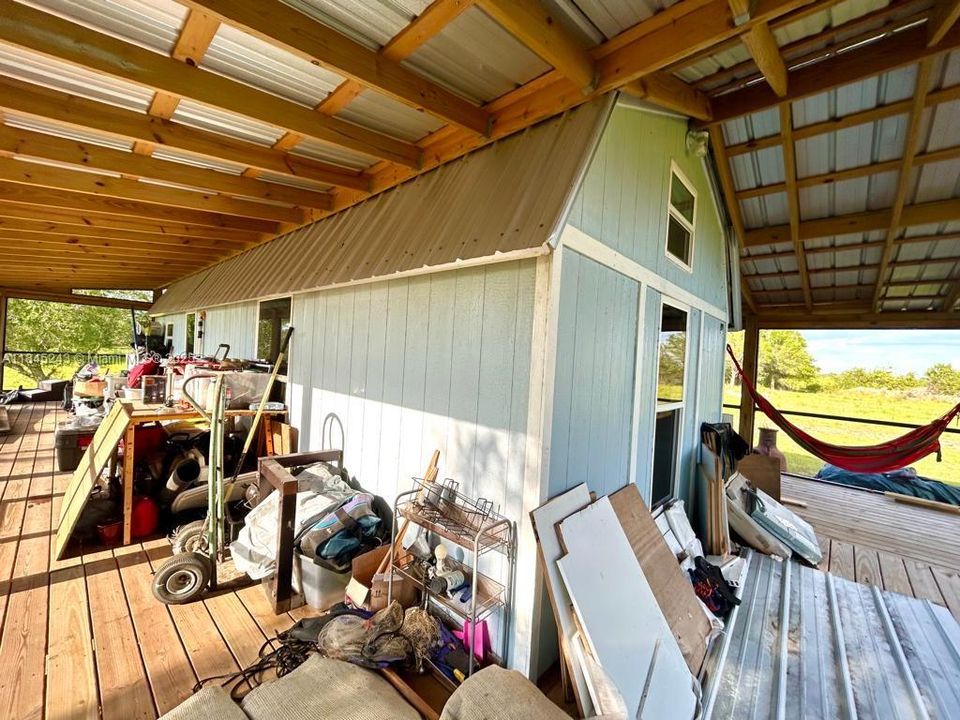 For Sale: $324,900 (1 beds, 1 baths, 476 Square Feet)