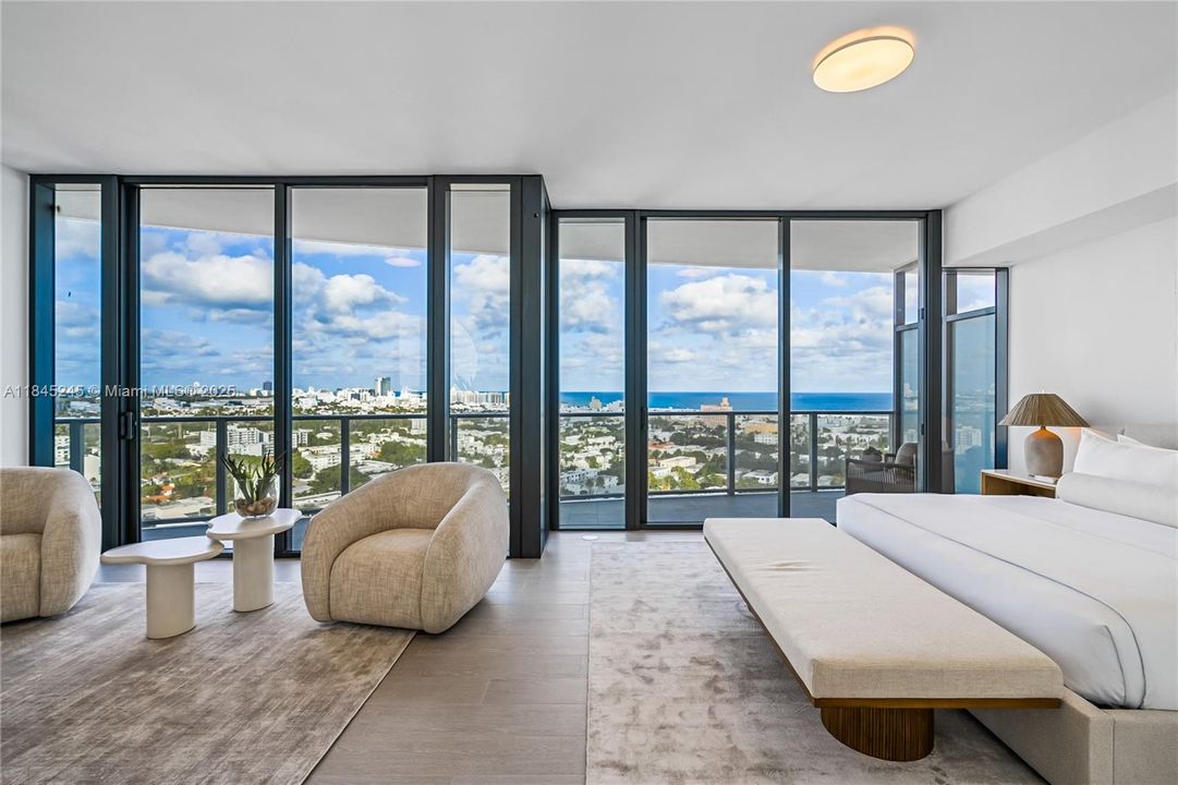 For Sale: $4,335,000 (3 beds, 3 baths, 2526 Square Feet)