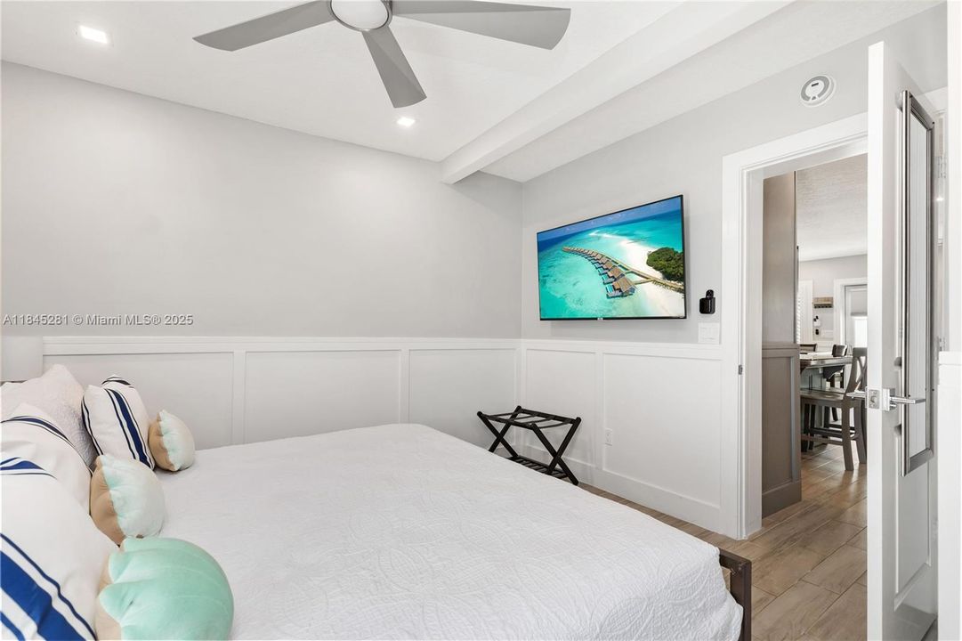 Recientemente alquilado: $2,250 (1 camas, 1 baños, 1960 Pies cuadrados)