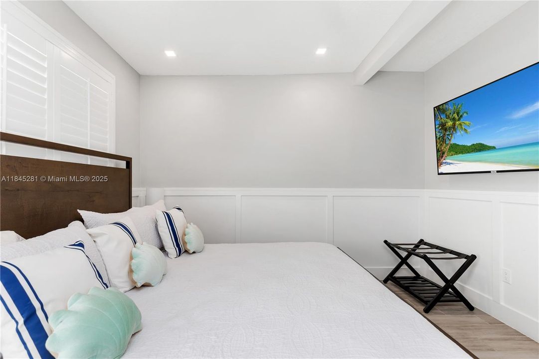 Recientemente alquilado: $2,250 (1 camas, 1 baños, 1960 Pies cuadrados)