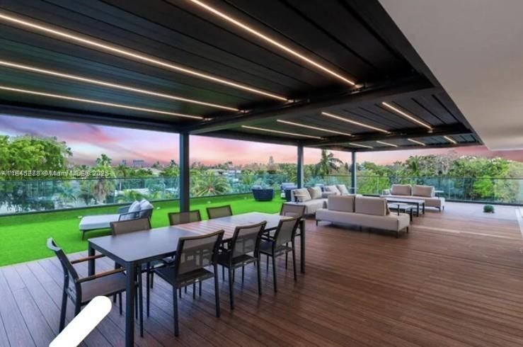 В аренду: $60,000 (7 спален, 9 ванн, 0 Квадратных фут)