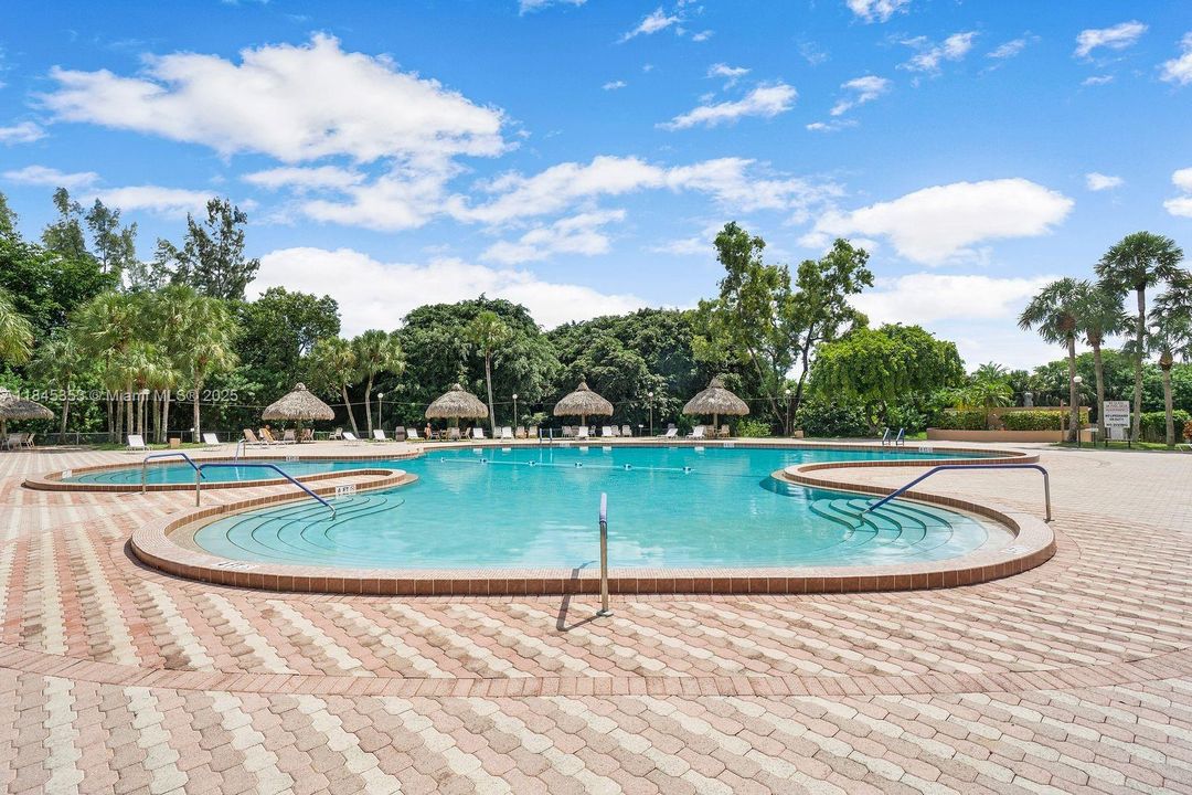 RESORT SYLE HEATED POOL 2