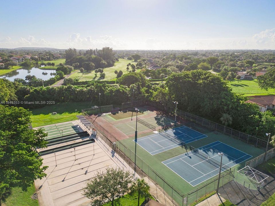 TENNIS COURT