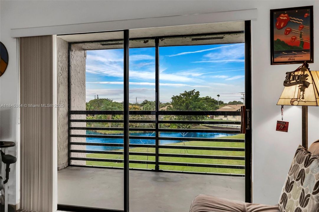 Recently Sold: $70,000 (1 beds, 1 baths, 640 Square Feet)