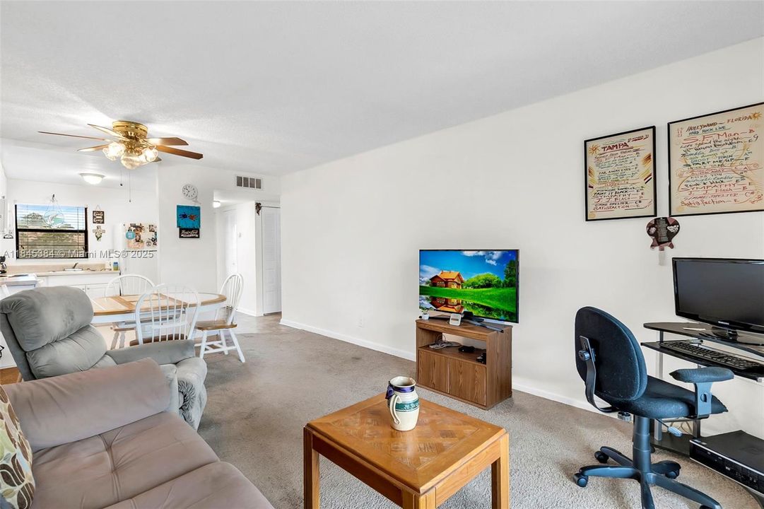 Recently Sold: $70,000 (1 beds, 1 baths, 640 Square Feet)