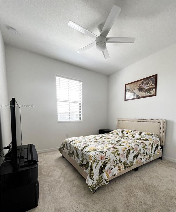 For Rent: $3,300 (3 beds, 2 baths, 1601 Square Feet)