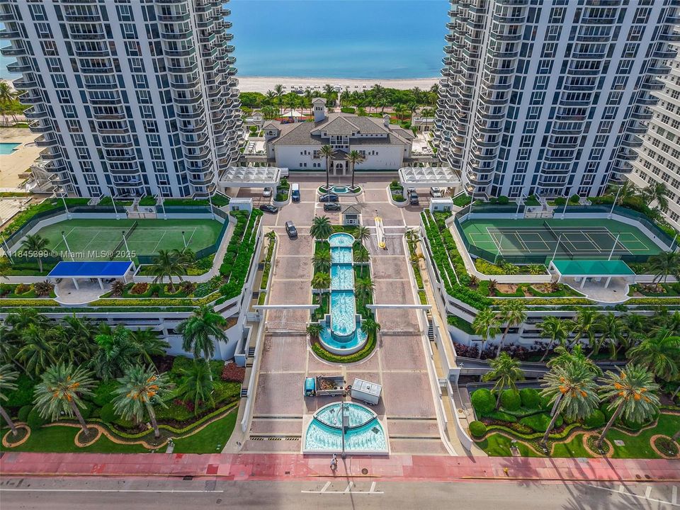 最近售出: $1,650,000 (2 贝兹, 2 浴室, 1550 平方英尺)