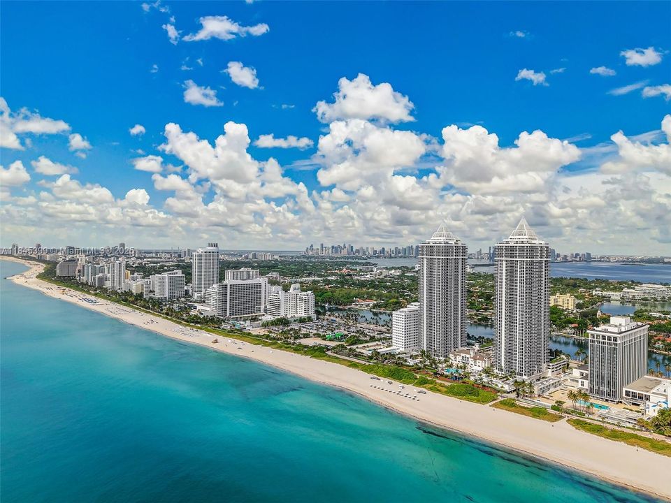 最近售出: $1,650,000 (2 贝兹, 2 浴室, 1550 平方英尺)