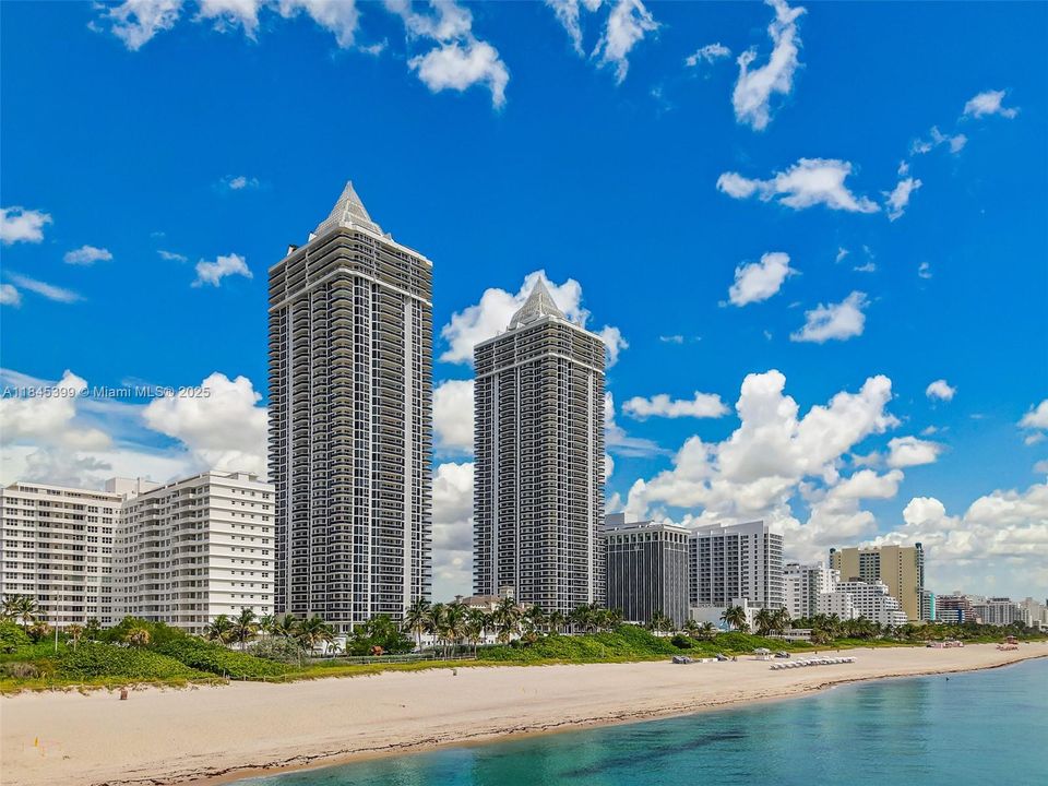 最近售出: $1,650,000 (2 贝兹, 2 浴室, 1550 平方英尺)