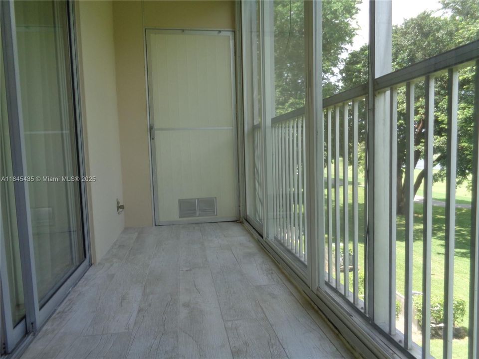 Vendido Recientemente: $145,000 (1 camas, 1 baños, 811 Pies cuadrados)