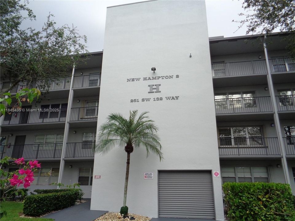 Vendido Recientemente: $145,000 (1 camas, 1 baños, 811 Pies cuadrados)