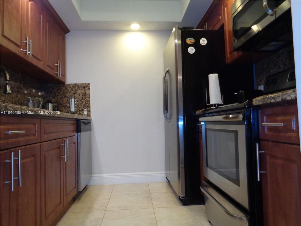 Vendido Recientemente: $145,000 (1 camas, 1 baños, 811 Pies cuadrados)