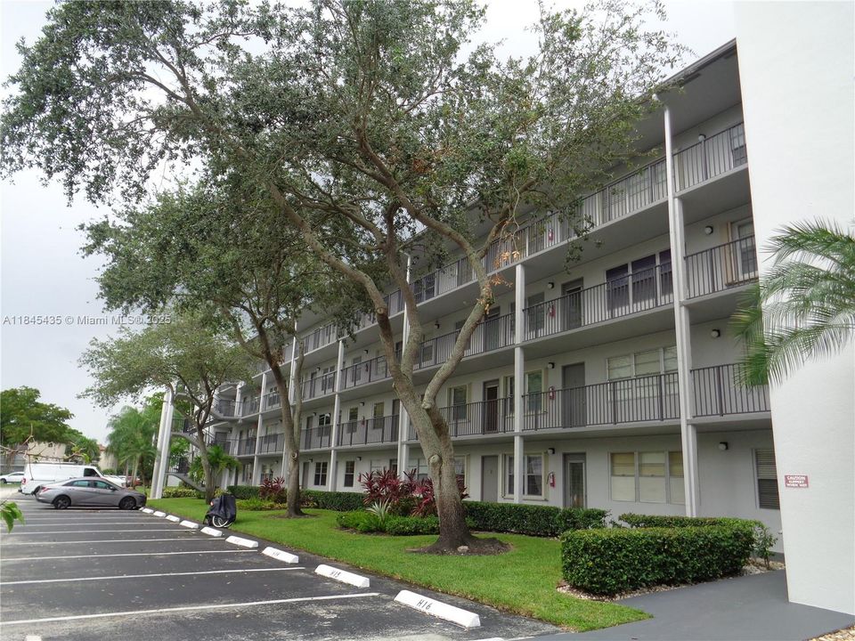 Vendido Recientemente: $145,000 (1 camas, 1 baños, 811 Pies cuadrados)