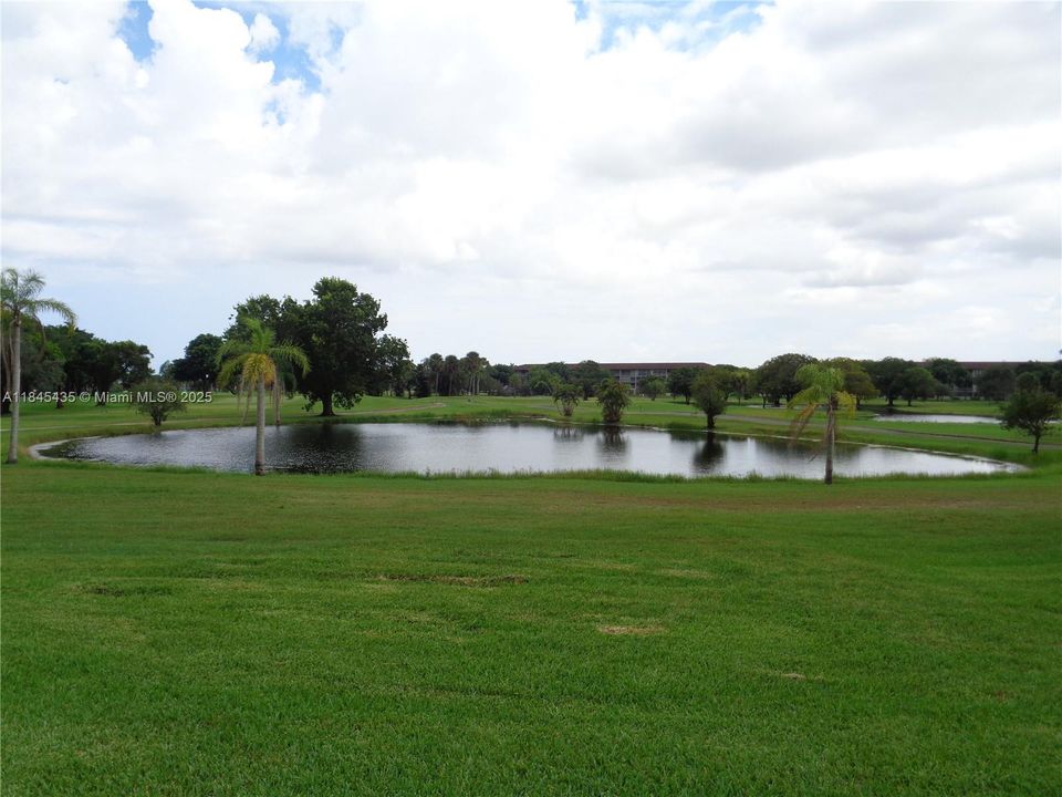 Vendido Recientemente: $145,000 (1 camas, 1 baños, 811 Pies cuadrados)