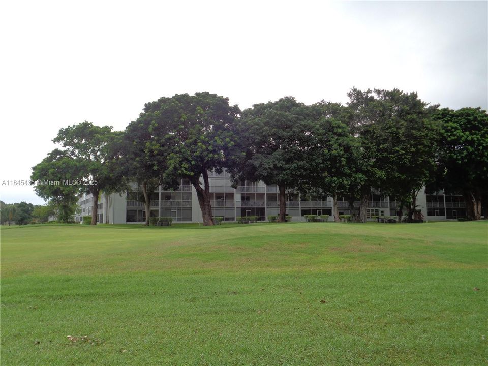 Vendido Recientemente: $145,000 (1 camas, 1 baños, 811 Pies cuadrados)